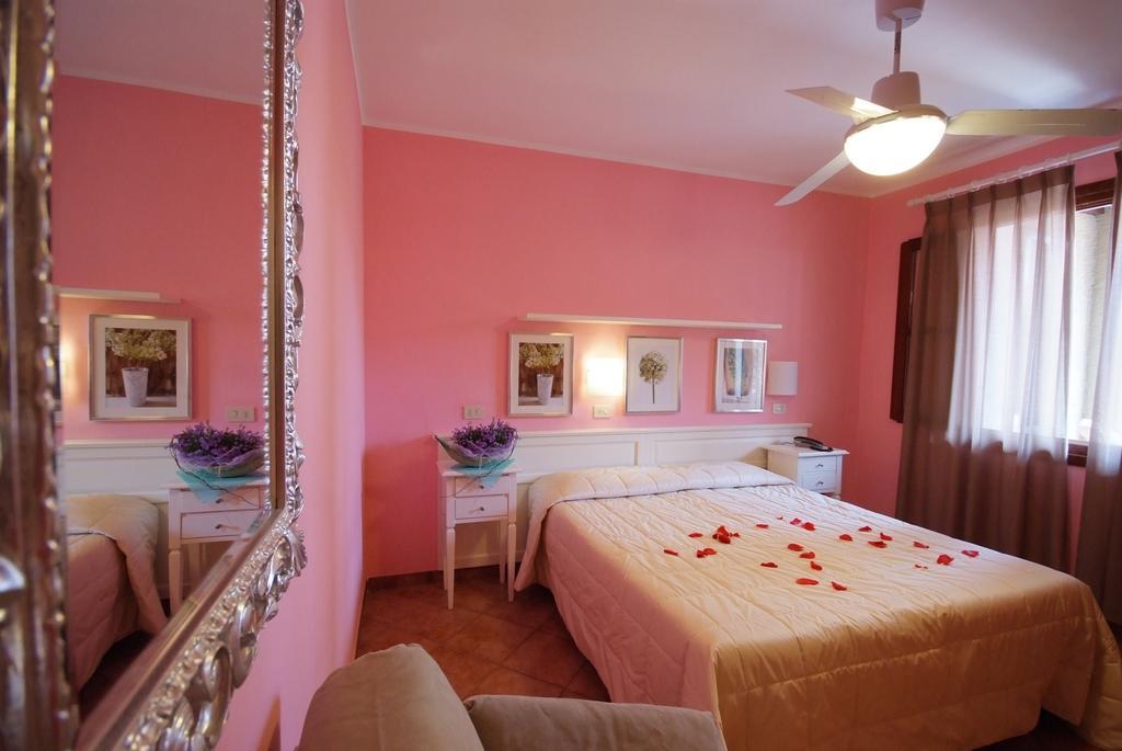 Hotel Barsalini Sant'Andrea  Room photo